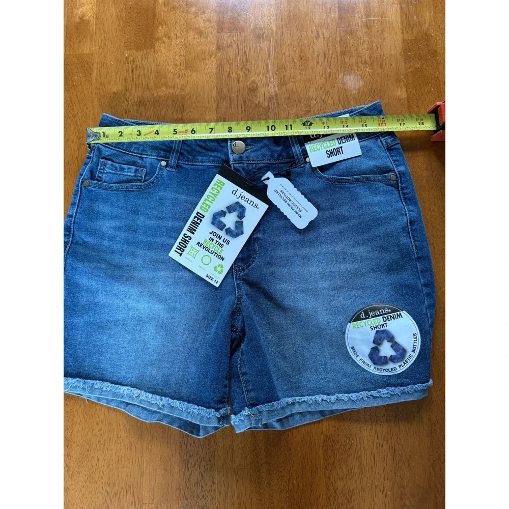 d.jeans Women's Recycled Denim Shorts Medium Wash Frayed Hem High Rise Eco Sz 12